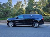 Used 2021 GMC Yukon XL Denali w/ Advanced Technology Package image 3