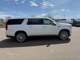 New 2025 GMC Yukon XL Denali w/ Denali Reserve Package image 4