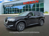 New 2025 Nissan Pathfinder SV image 2