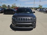 Used 2024 Jeep Compass Latitude image 2