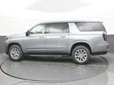 New 2025 Chevrolet Suburban Premier image 5