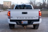 Used 2017 Toyota Tacoma TRD Sport image 4