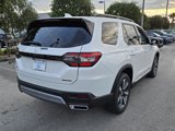 New 2025 Honda Pilot Touring image 5