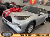 Used 2024 Toyota Highlander LE image 2