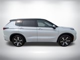 New 2025 Mitsubishi Outlander SEL image 2