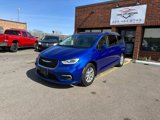 Used 2021 Chrysler Pacifica Touring-L image 3