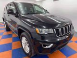 Used 2018 Jeep Grand Cherokee Laredo image 3