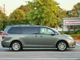 Used 2014 Toyota Sienna XLE image 5