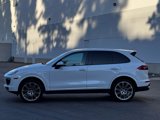 Used 2017 Porsche Cayenne Platinum Edition image 6