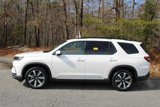 Certified 2025 Honda Pilot Touring image 2