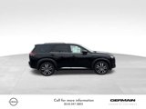 New 2025 Nissan Pathfinder Platinum image 4