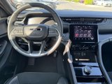 Used 2023 Jeep Grand Cherokee L Laredo image 2