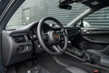 Certified 2025 Porsche Macan image 4