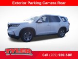 New 2025 Honda Pilot EX-L image 3