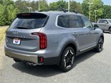 New 2025 Kia Telluride S image 4