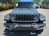 Certified 2024 Jeep Gladiator Sport image 4