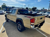 Used 2017 Toyota Tacoma TRD Off-Road image 5