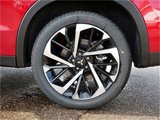 New 2025 Mitsubishi Outlander SE image 3
