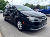 Used 2017 Chrysler Pacifica Touring w/ Tire & Wheel Group image 4