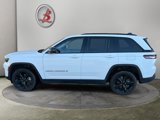 Used 2023 Jeep Grand Cherokee Limited w/ Black Appearance Package image 4