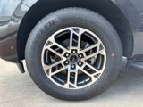 New 2025 Ford Expedition Max Active image 3