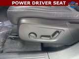 Used 2024 Volvo XC40 B5 Core image 5