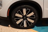 New 2025 Mitsubishi Outlander SE image 2