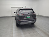 Used 2019 Jeep Cherokee Limited image 6