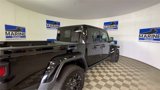 Used 2024 Jeep Gladiator Sport image 2
