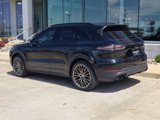 Certified 2023 Porsche Cayenne Platinum Edition image 3