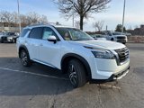 New 2025 Nissan Pathfinder Platinum image 4