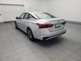 Used 2023 Nissan Altima 2.5 SV image 5