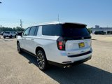 New 2025 Chevrolet Suburban High Country image 2