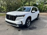 New 2025 Honda Pilot Touring image 3