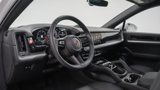 Certified 2024 Porsche Cayenne Coupe image 4