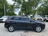 Used 2019 Jeep Cherokee Latitude w/ Popular Appearance Group image 5