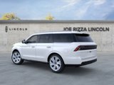 New 2025 Lincoln Navigator Reserve image 4