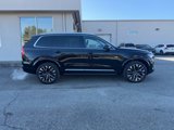 New 2025 Volvo XC90 T8 Plus w/ Protection Package Premier image 2