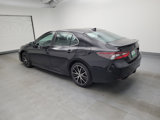 Used 2022 Toyota Camry SE image 3