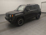 Used 2023 Jeep Renegade Latitude image 2