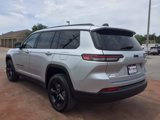 New 2025 Jeep Grand Cherokee L Laredo image 3