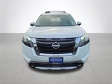 New 2025 Nissan Pathfinder Platinum image 4
