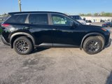Used 2023 Nissan Rogue S image 4