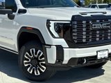 New 2025 GMC Sierra 2500 Denali Ultimate w/ Max Trailering Package image 3