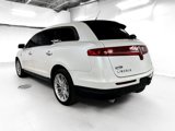 Used 2018 Lincoln MKT AWD w/ Technology Package image 4