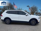 Used 2021 Volkswagen Tiguan SE w/ Panoramic Sunroof Package image 5