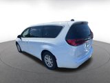Used 2024 Chrysler Pacifica Touring-L image 3