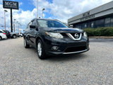 Used 2016 Nissan Rogue SV w/ SV Premium Package image 2