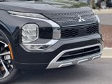 Used 2025 Mitsubishi Outlander SEL image 3