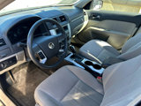 Used 2010 Mercury Milan image 3